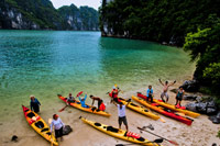 halong bay kayaking tours