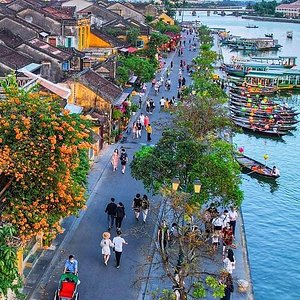 hoian-walking-tour-vietnamimpressive